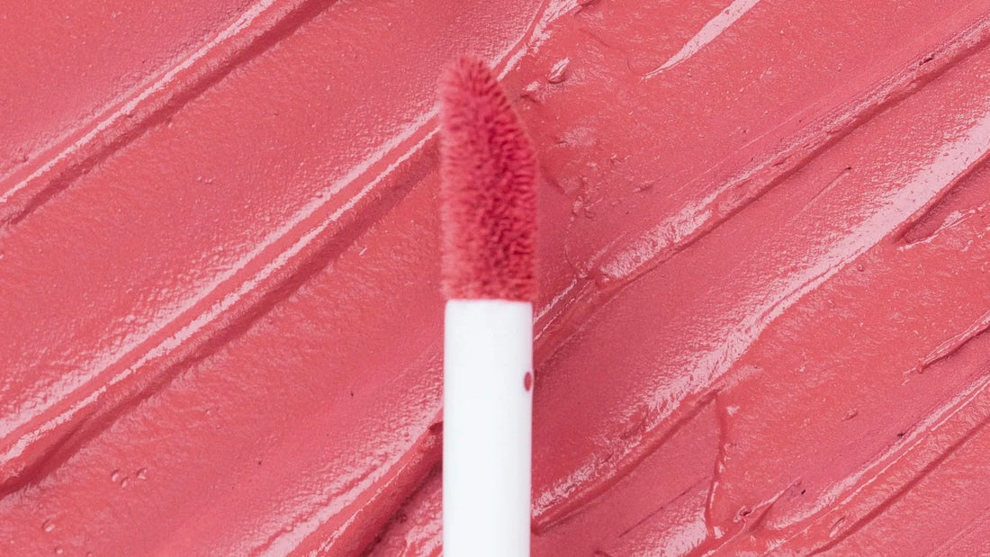 5 Everyday Mistakes That Ruin Your Lipstick Look (and How to Avoid Them)