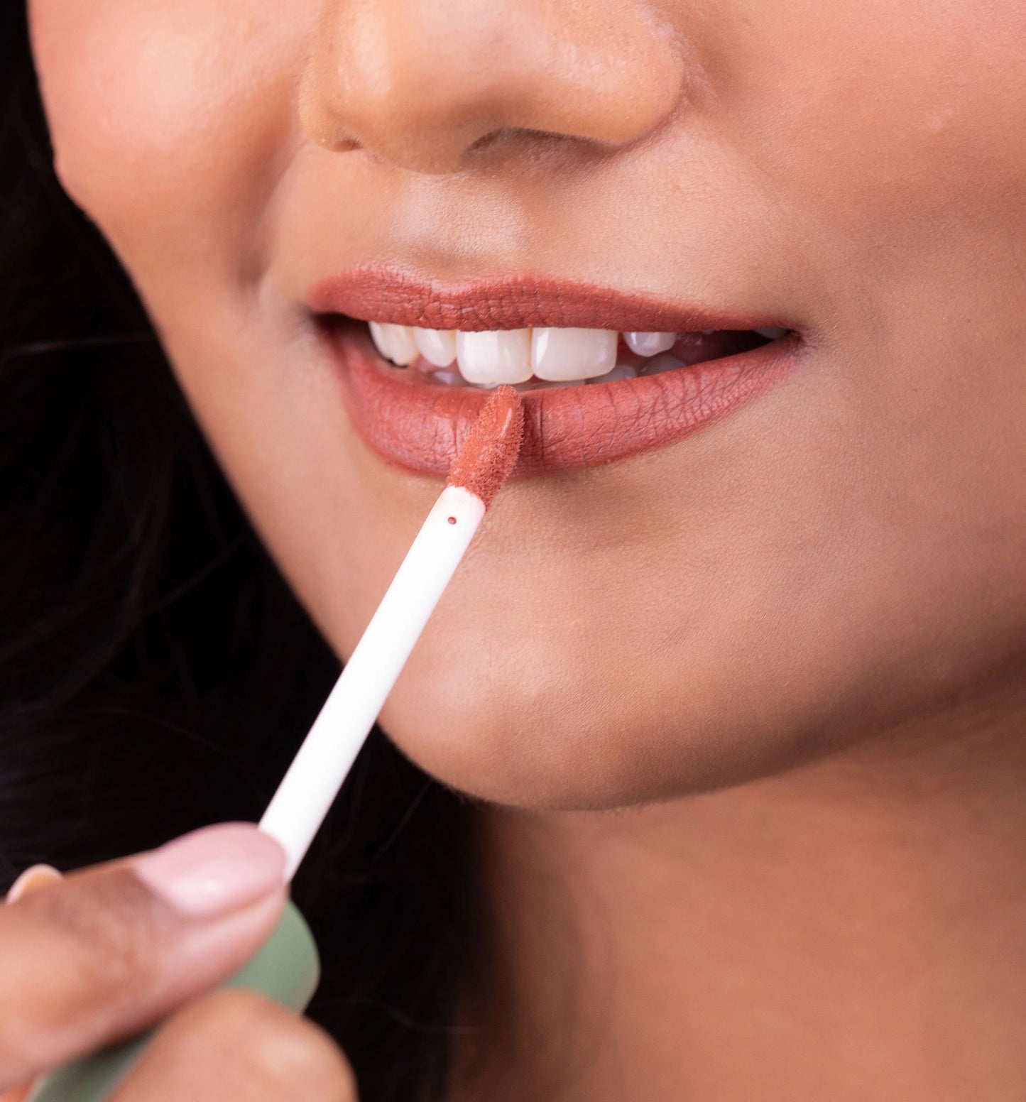 Velvet Kiss -  01 Sweet Talker (Matte Liquid Lipstick)