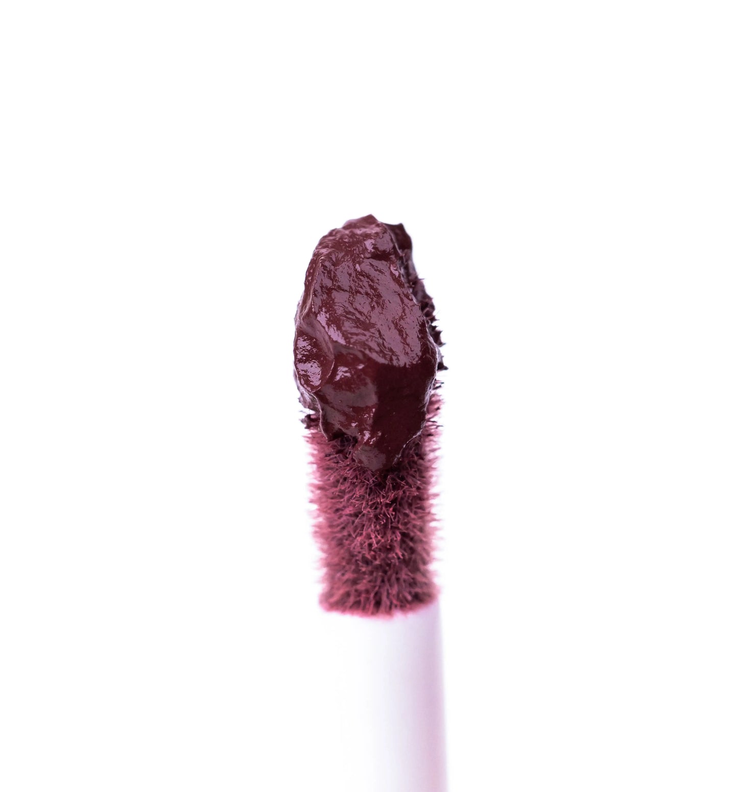 Velvet Kiss - 05 Hot Gossip (Matte Liquid Lipstick)