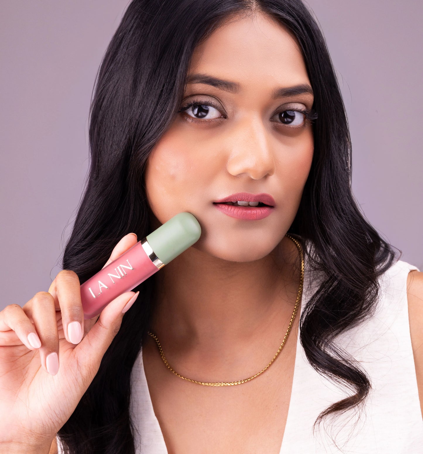 Velvet Kiss - 02 Kiss & Tell (Matte Liquid Lipstick)