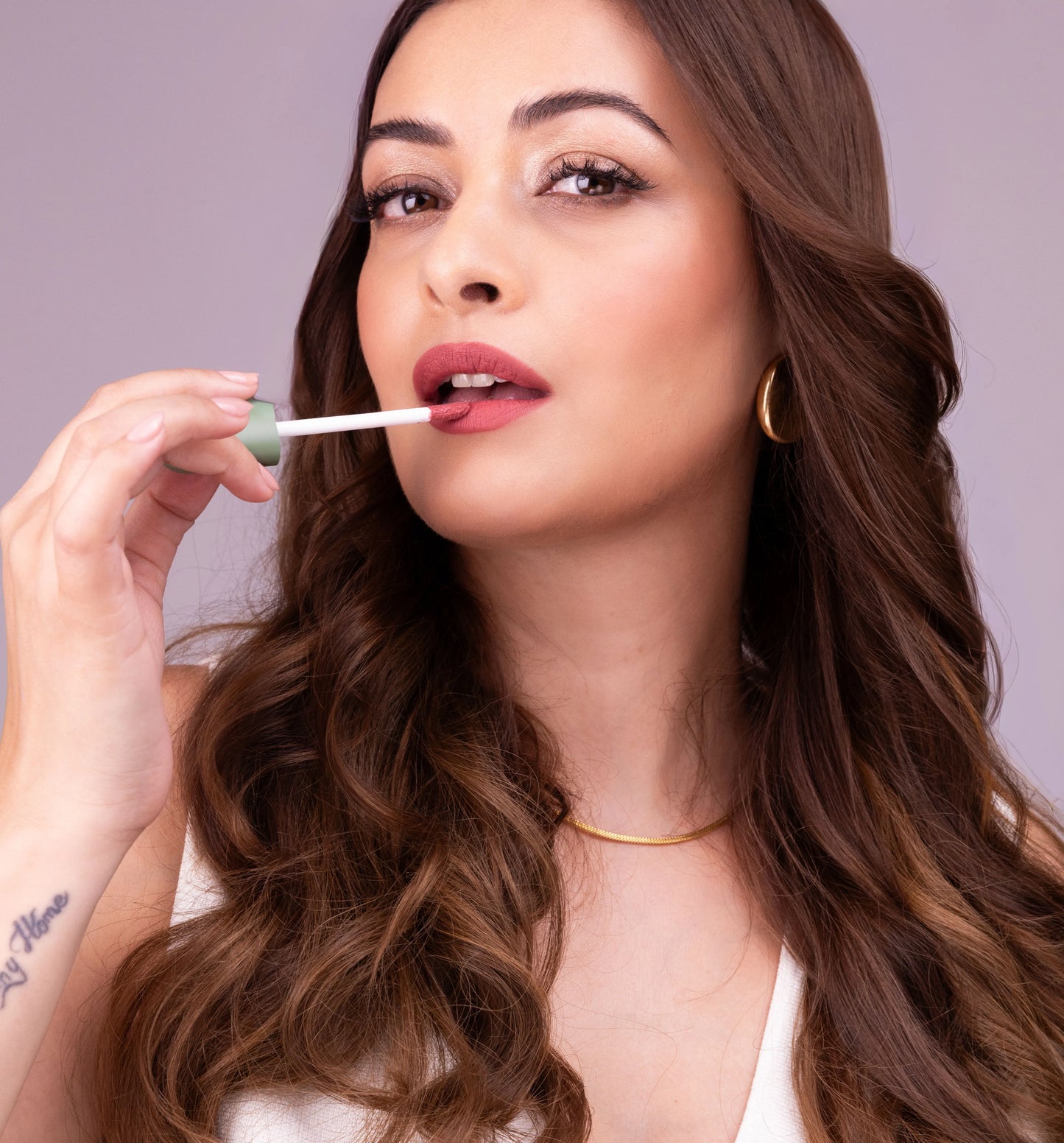 Velvet Kiss - 02 Kiss & Tell (Matte Liquid Lipstick)